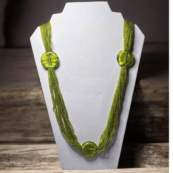 Green Seed Beaded Multi-strand with Vintage Necklace - Picture 3 of 5
